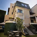 Carol Boutique - Cornelia 3* Bucarest