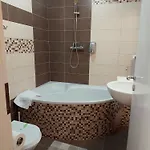 Carol Boutique - Cornelia 3*
