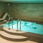 Carol Boutique & Ex Cornelia Hotel 3*