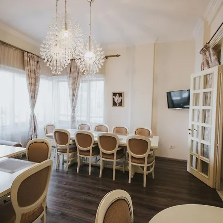 Hotel Cornelia