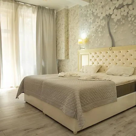 Hotel Carol Boutique & Ex Cornelia Bukurešť