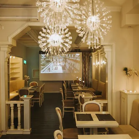 Szálloda Carol Boutique & Ex Cornelia