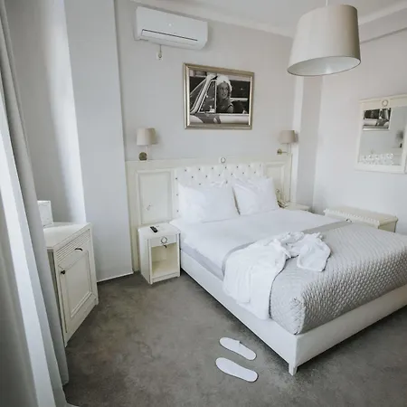 Carol Boutique & Hotel 3*
