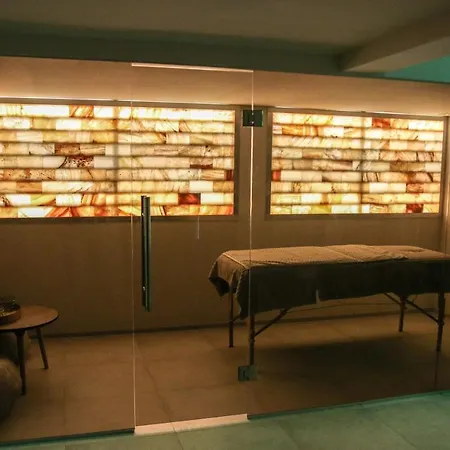 酒店 Carol Boutique & Ex Cornelia 布加勒斯特