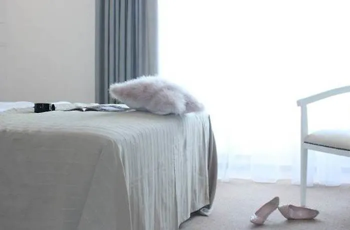 Carol Boutique - Cornelia Hotel