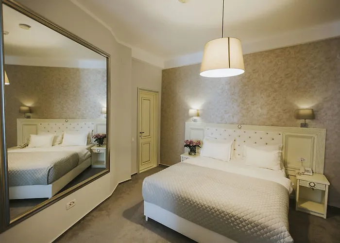 Hotel Carol Boutique & Ex Cornelia Bukarest