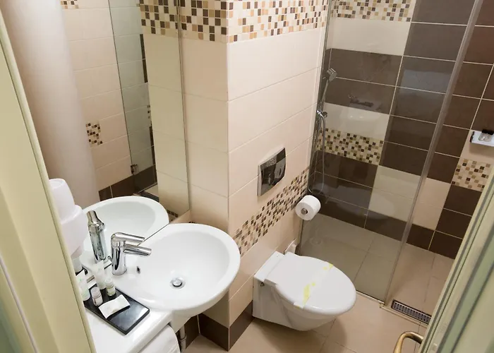 Carol Boutique - Cornelia Hotel Bucarest