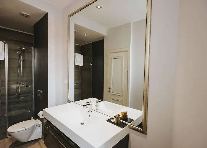 Carol Boutique - Cornelia Hotel 3*