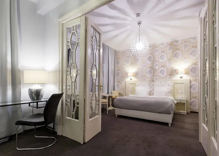 Hotel Carol Boutique - Cornelia Bucarest