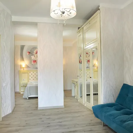 Hotel Carol Boutique & Ex Cornelia Bucarest