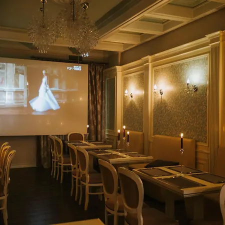 Hotel Carol Boutique & Ex Cornelia 3*