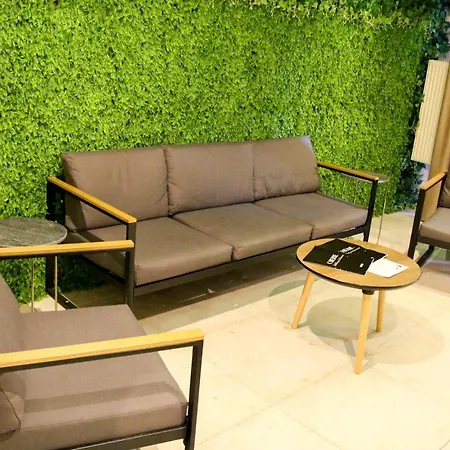 Carol Boutique & Ex Cornelia 3*